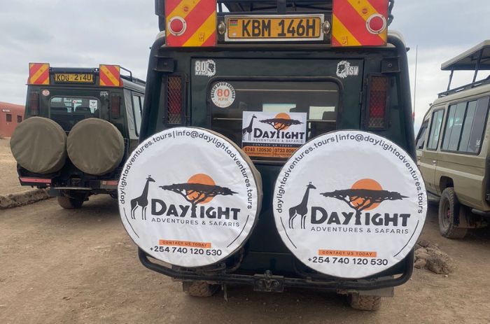 daylight-safaris-vehicles